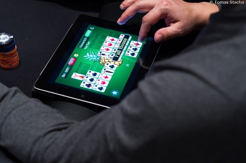 poker online